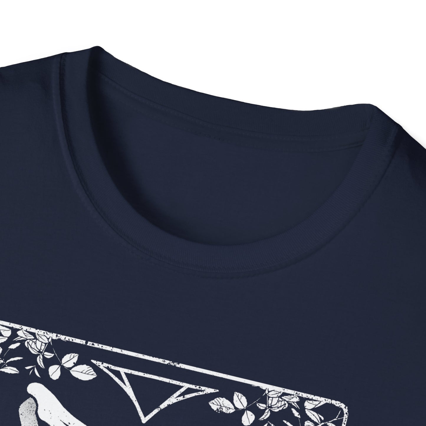The Reader — Book Tarot Card T-Shirt
